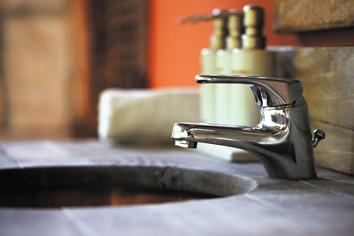 A2B Plumbers are able to fix any leaking taps you may have in Little Heath. 